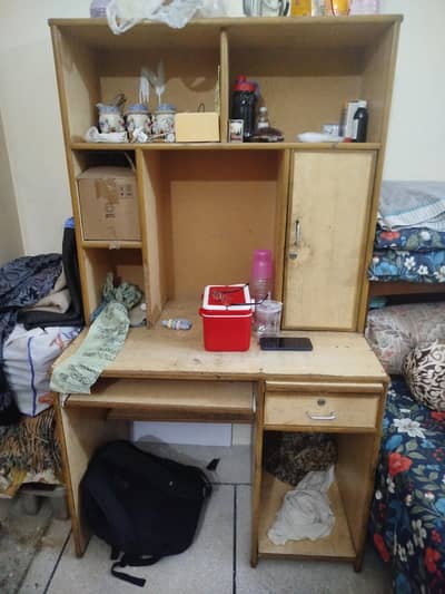 computer table ready to sale