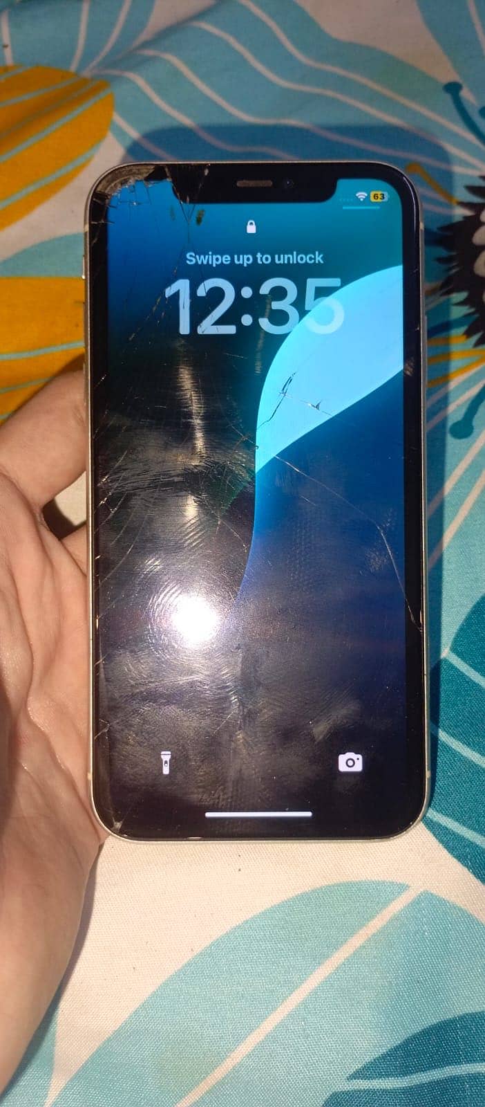 Apple iPhone 11 3