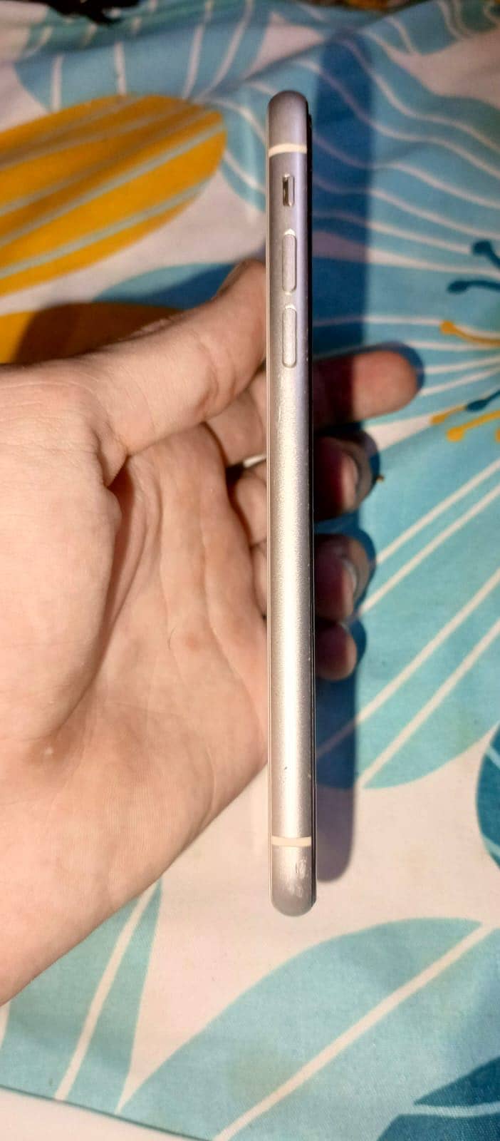 Apple iPhone 11 4