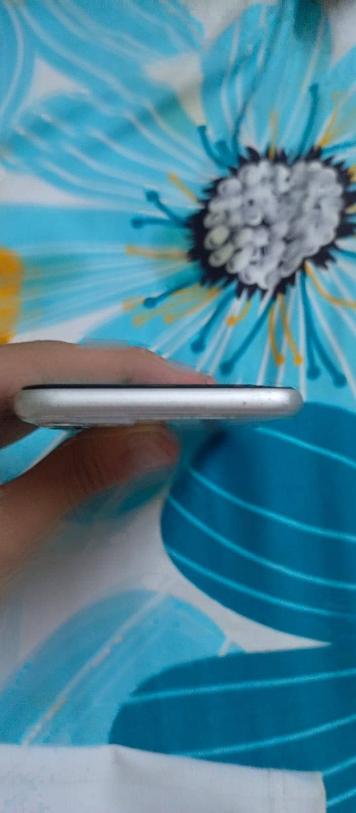 Apple iPhone 11 7