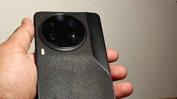 Tecno CAMON 20 1