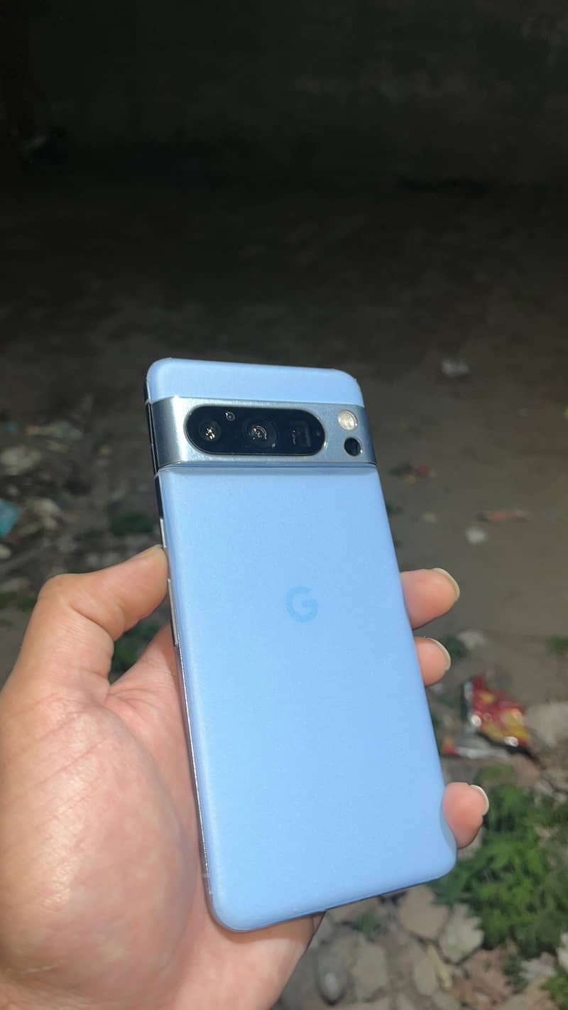 Google Pixel 8 Pro 0