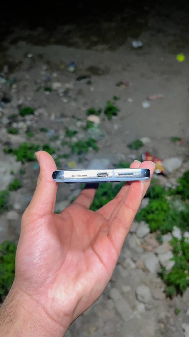 Google Pixel 8 Pro 3