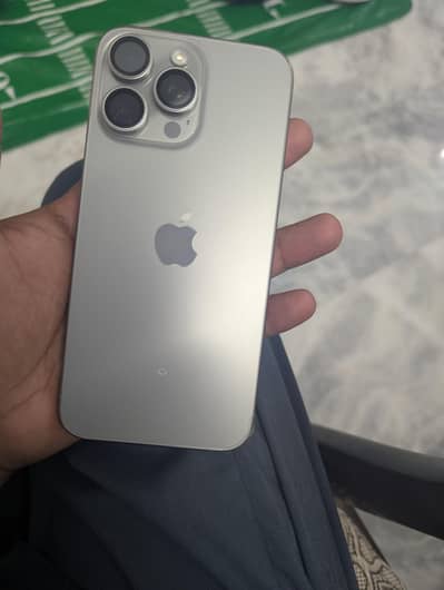 Apple iPhone 15 Pro Max 256gb with box