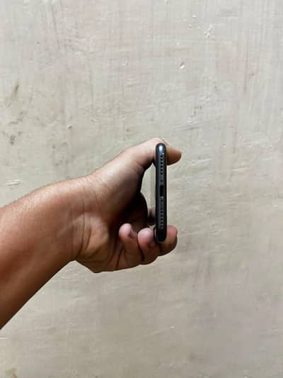 Apple iPhone 8