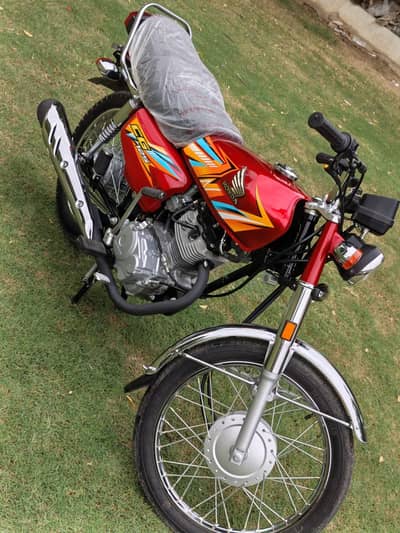 Honda CG-125 2025 model Applied Totally Genuine mint condition