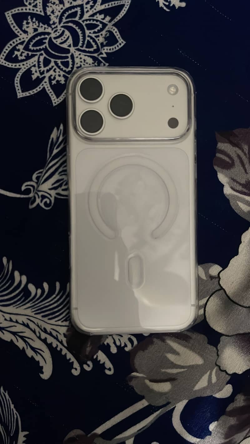 Iphone17 pro max 1