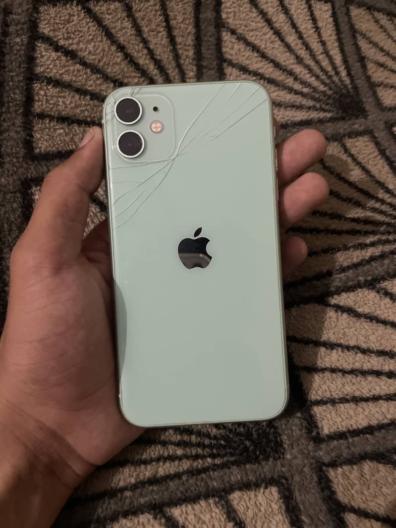 Apple iPhone 11 3
