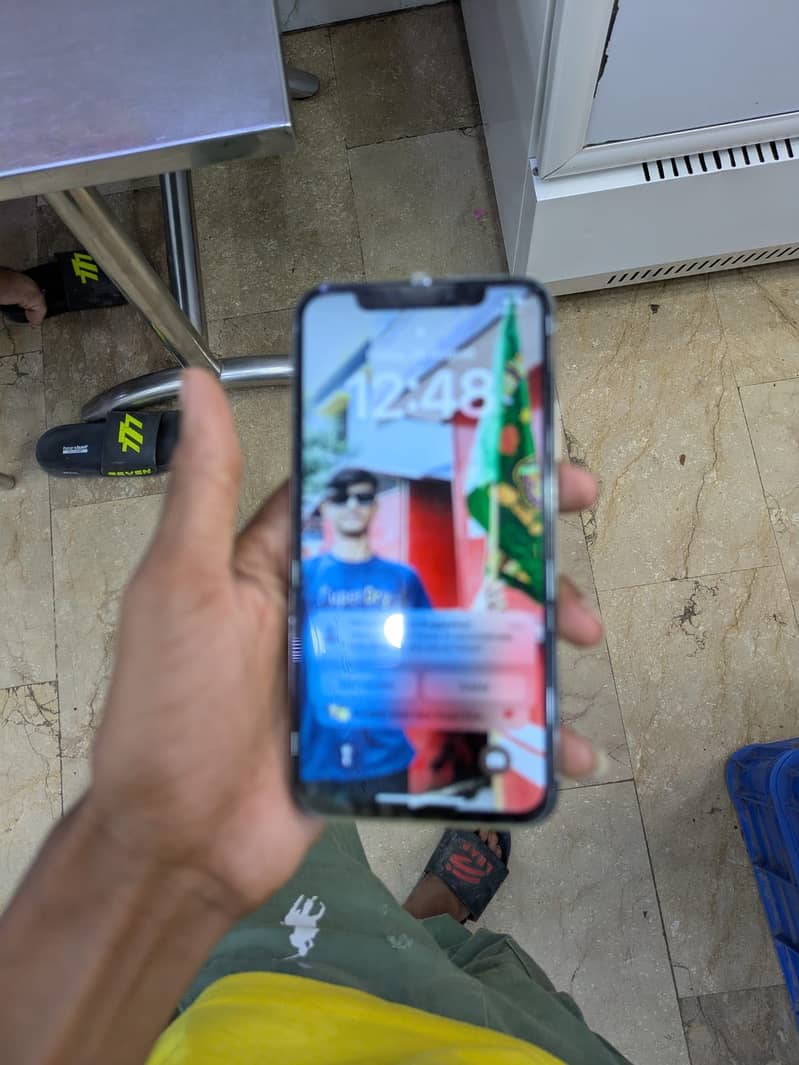Apple iPhone X 2