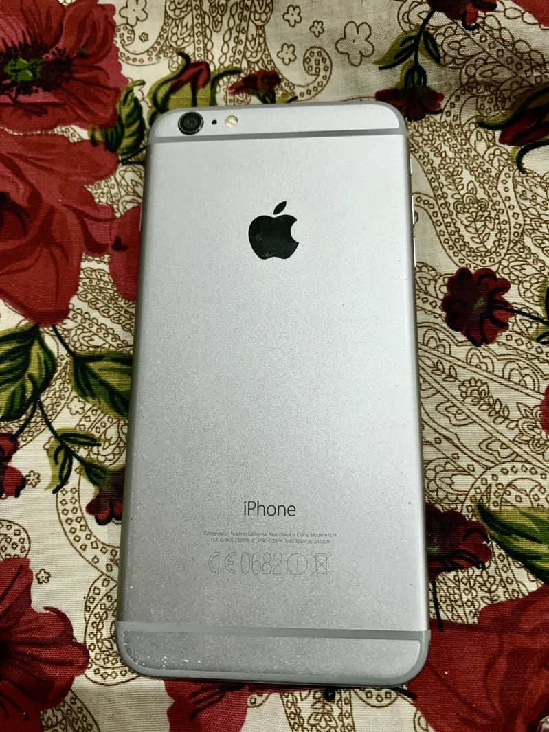 Apple iPhone 6Plus 0