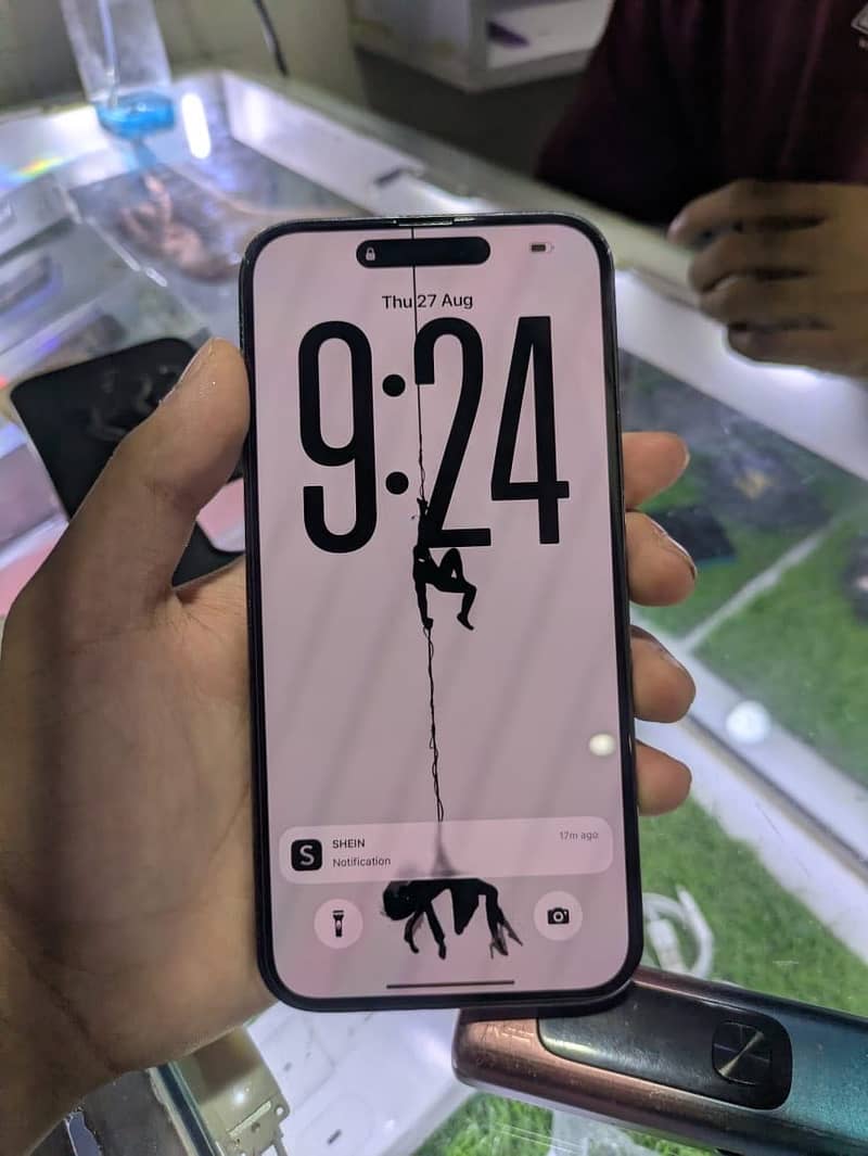 Apple iPhone 14 Pro Max 2