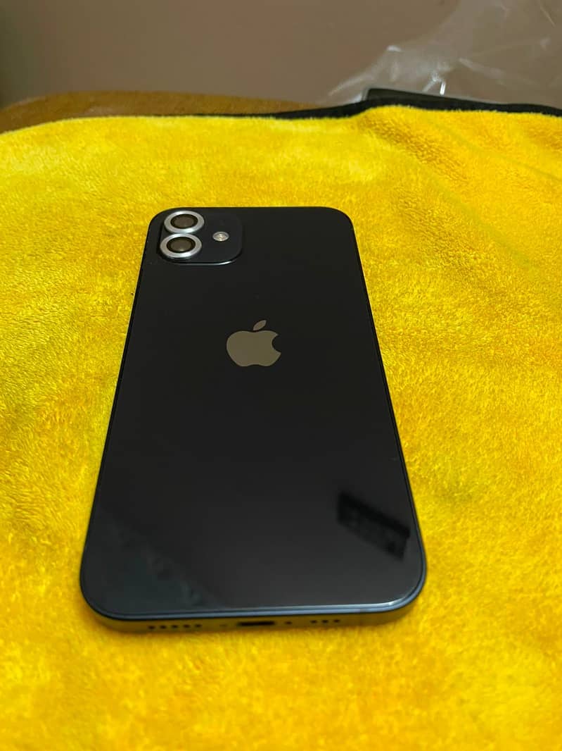 Apple iPhone 12 1