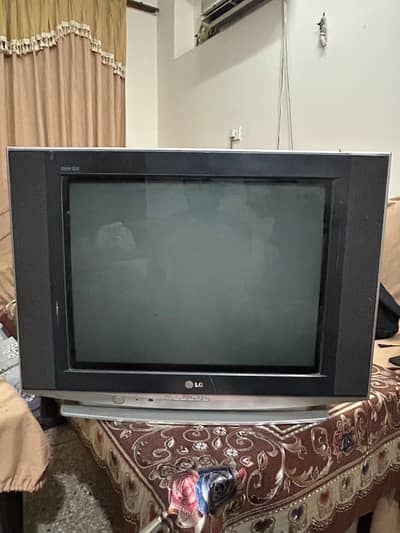 LG TV 21" for sale
