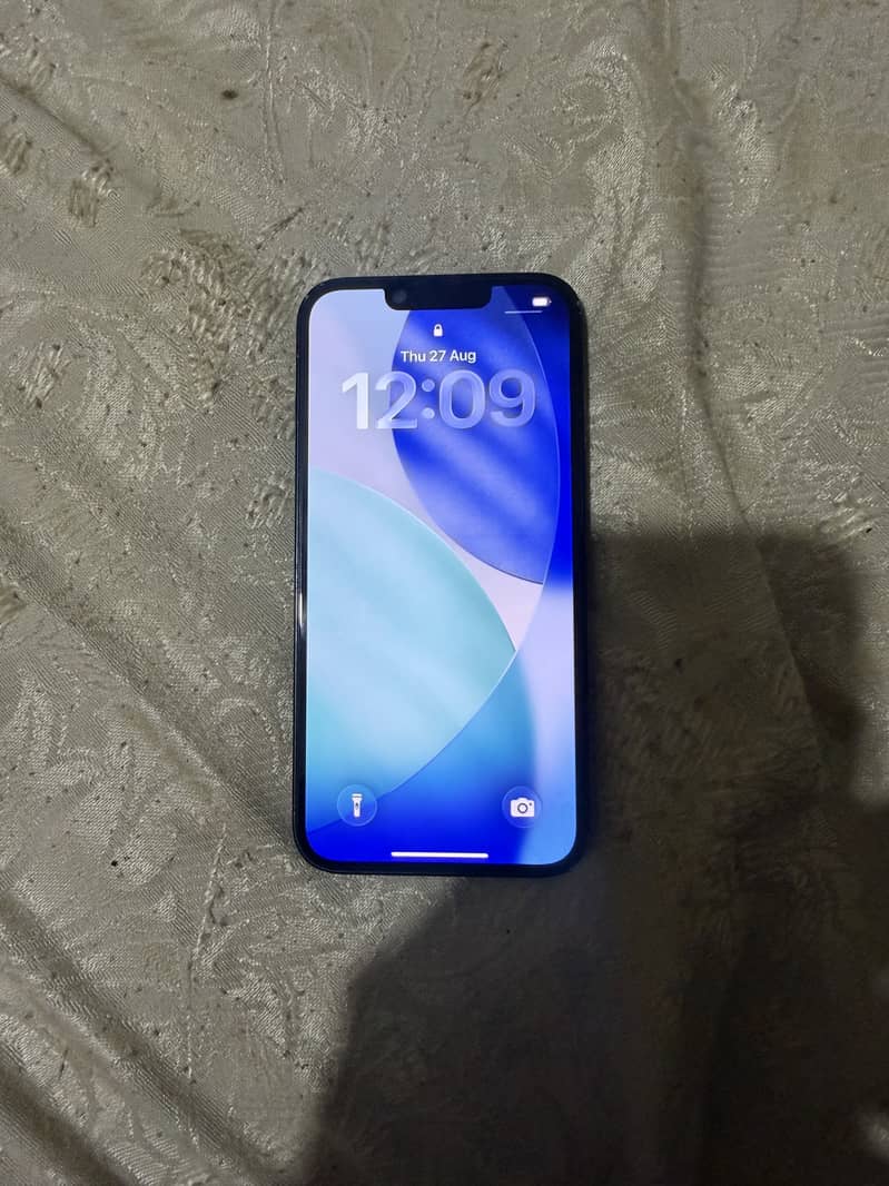 Apple iPhone 14 3