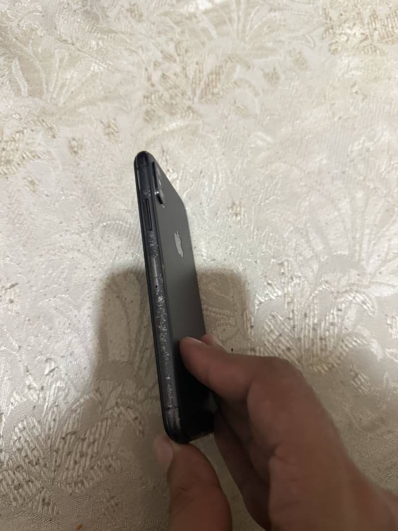 Apple iPhone X 2