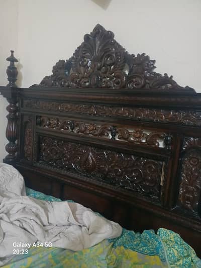 Chinatown bed set