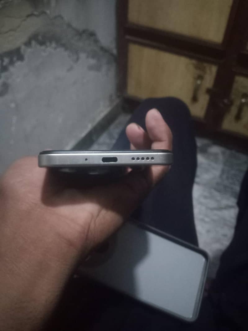 Xiaomi POCO C75 3