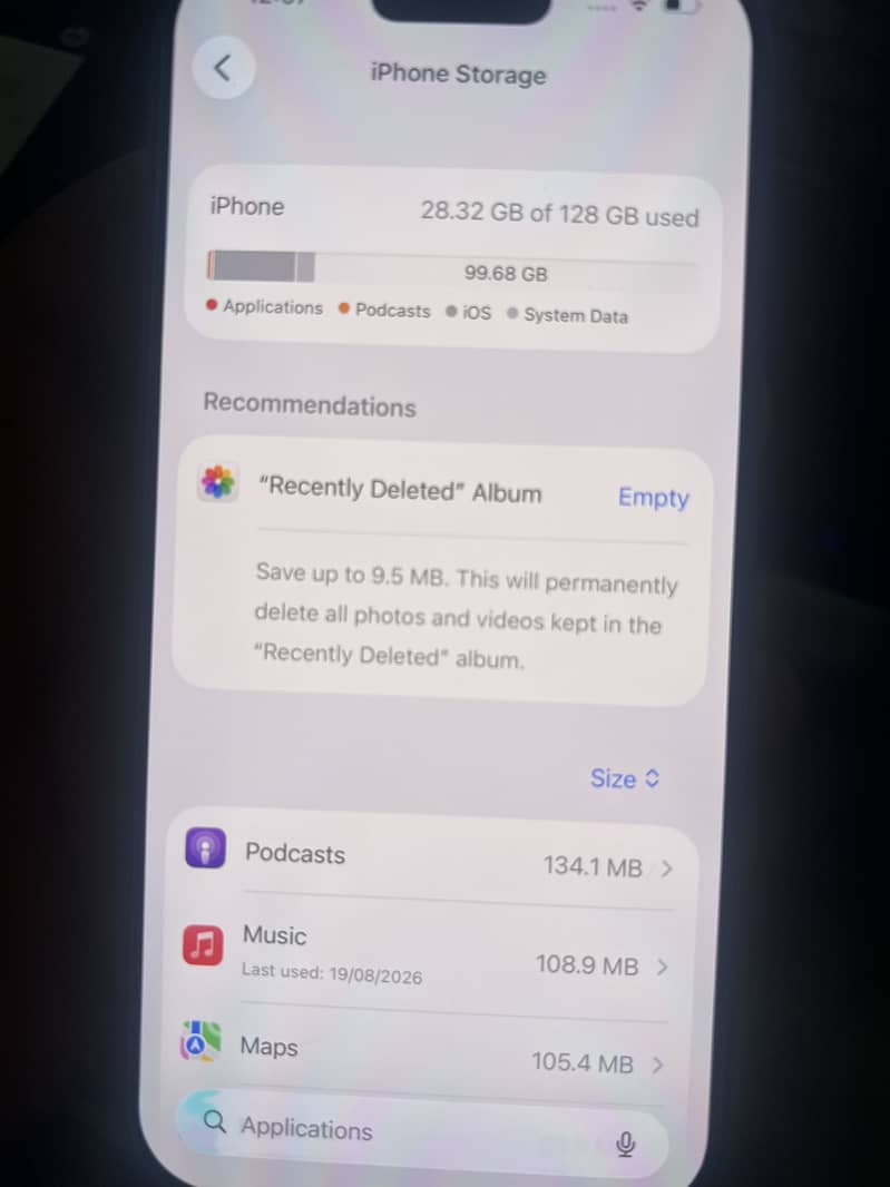 Apple iPhone 16 Pro 8