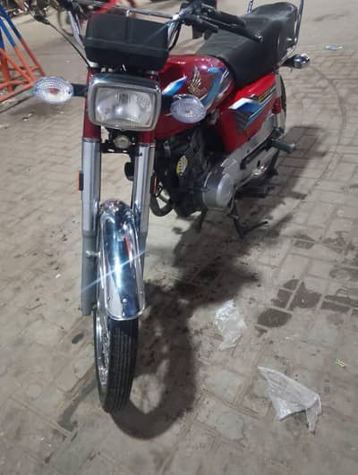 Honda cg 125 (2013) Karachi no All documents complete  Cplc clear