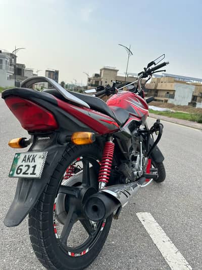 HONDA CB 125
