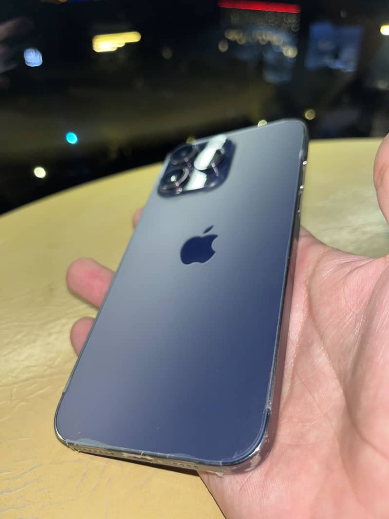 Apple iPhone 14 Pro Max 3