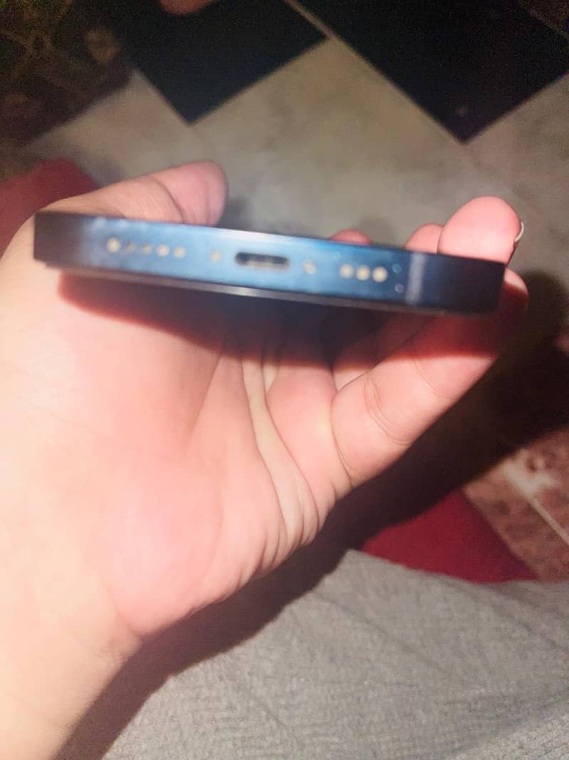 Apple iPhone 14 6
