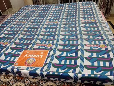 king size mattress new condition with guarantee