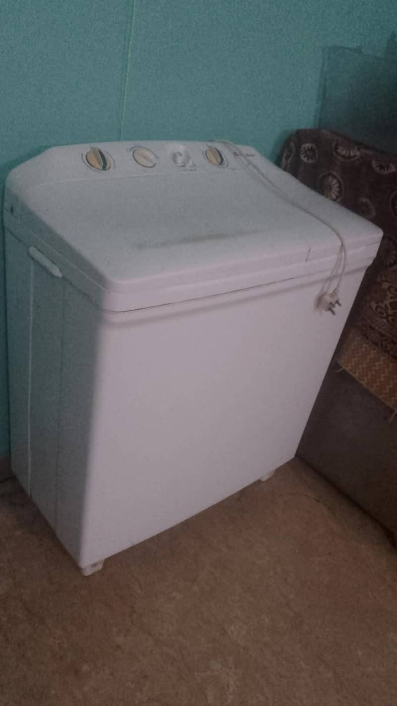 Dawlance Washing machine 1