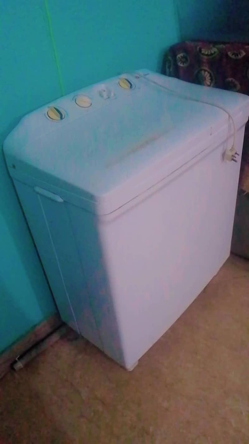 Dawlance Washing machine 4
