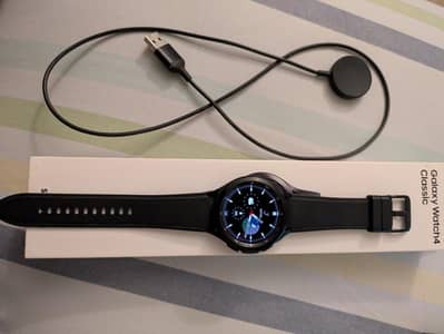 galaxy watch 4 classic 9/10 condition