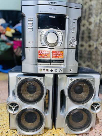 Song system buffer