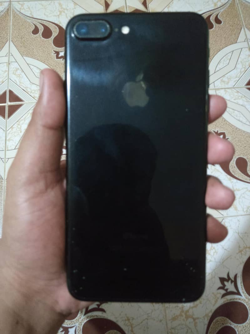 Apple iPhone 7 Plus 2