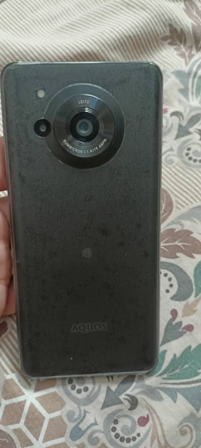 Sharp Aquos Sense7