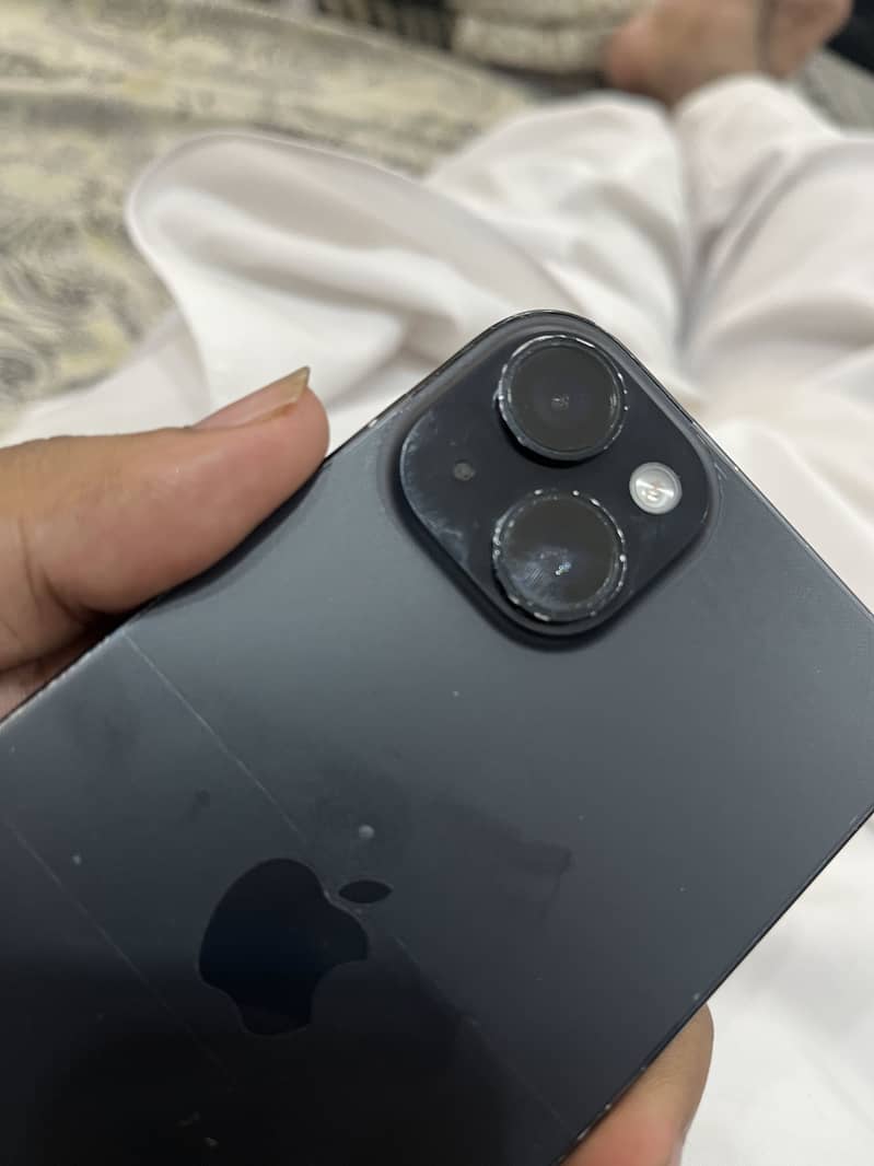Apple iPhone 15 6