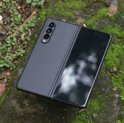 Samsung Mobile Z Fold 3, Exchange Possible