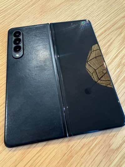 Samsung Mobile Z Fold 3, Exchange Possible