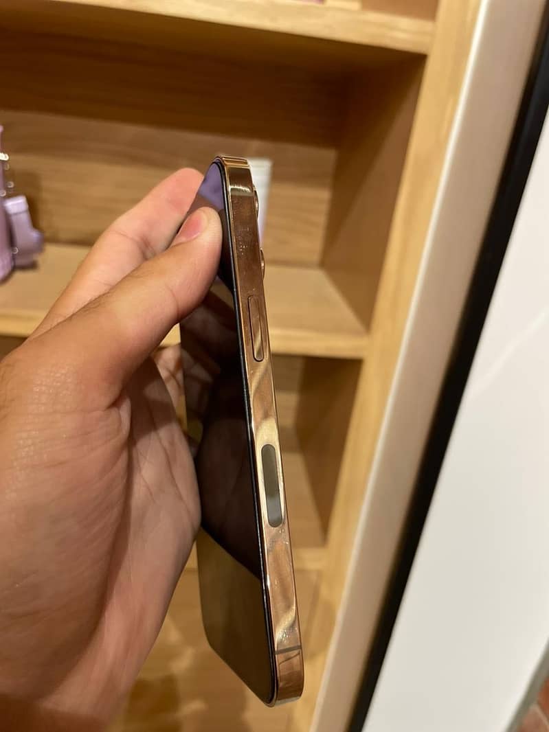 Apple iPhone 13 Pro 3
