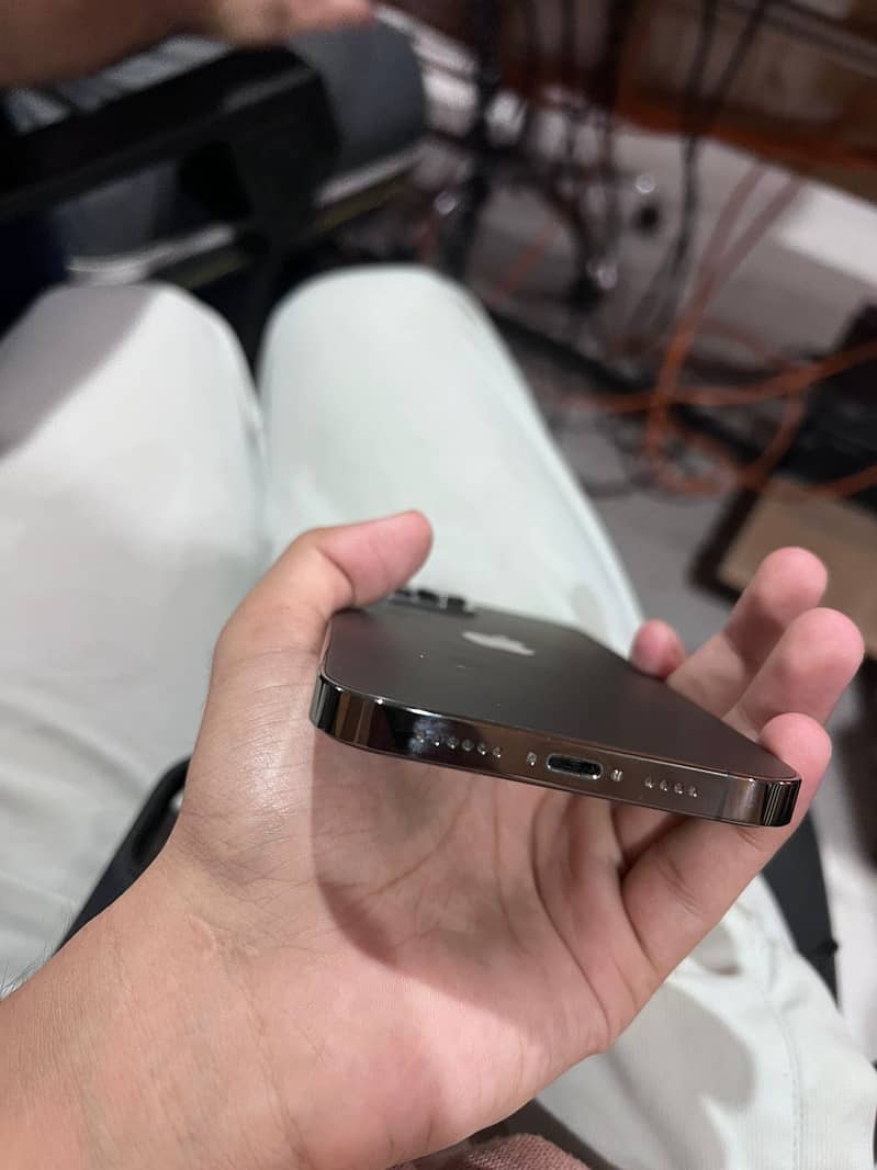 Apple iPhone 13 Pro Max 5