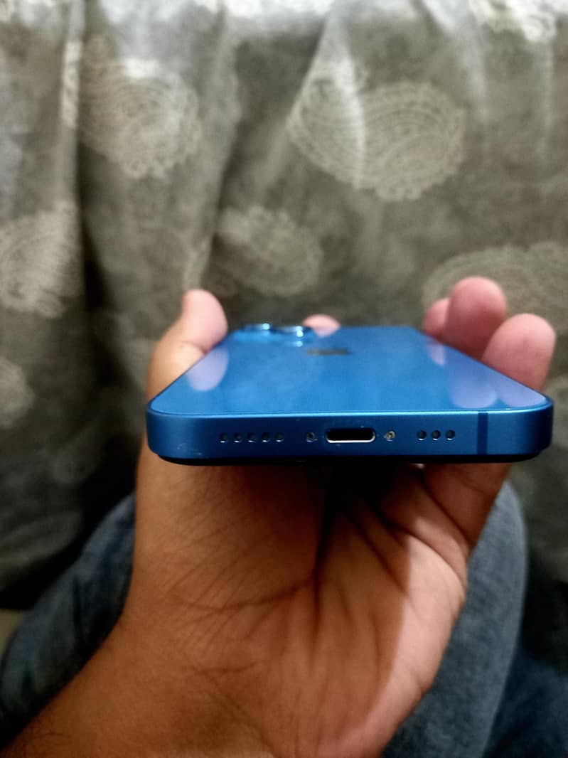 Apple iPhone 13 mint condition 1