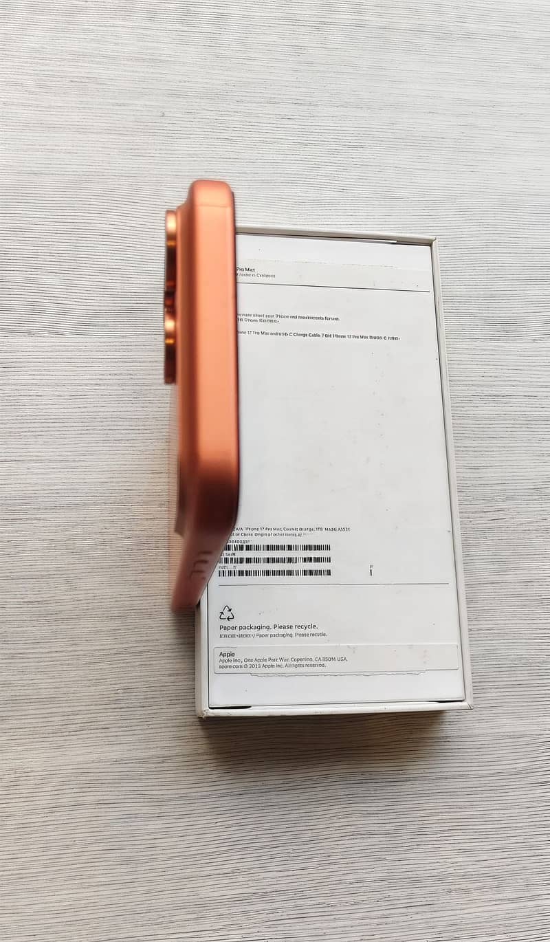 Apple iPhone 17 Pro Max 2