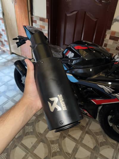 Akrapovic Base Exhaust for Heavy Bike – Excellent Condition