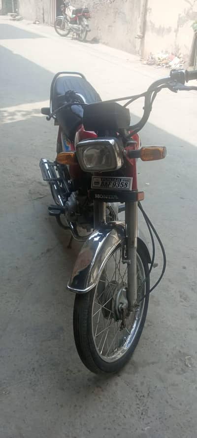 bike ki file gum Gai hai biometric mil jay  orgnl card ha 03214180726