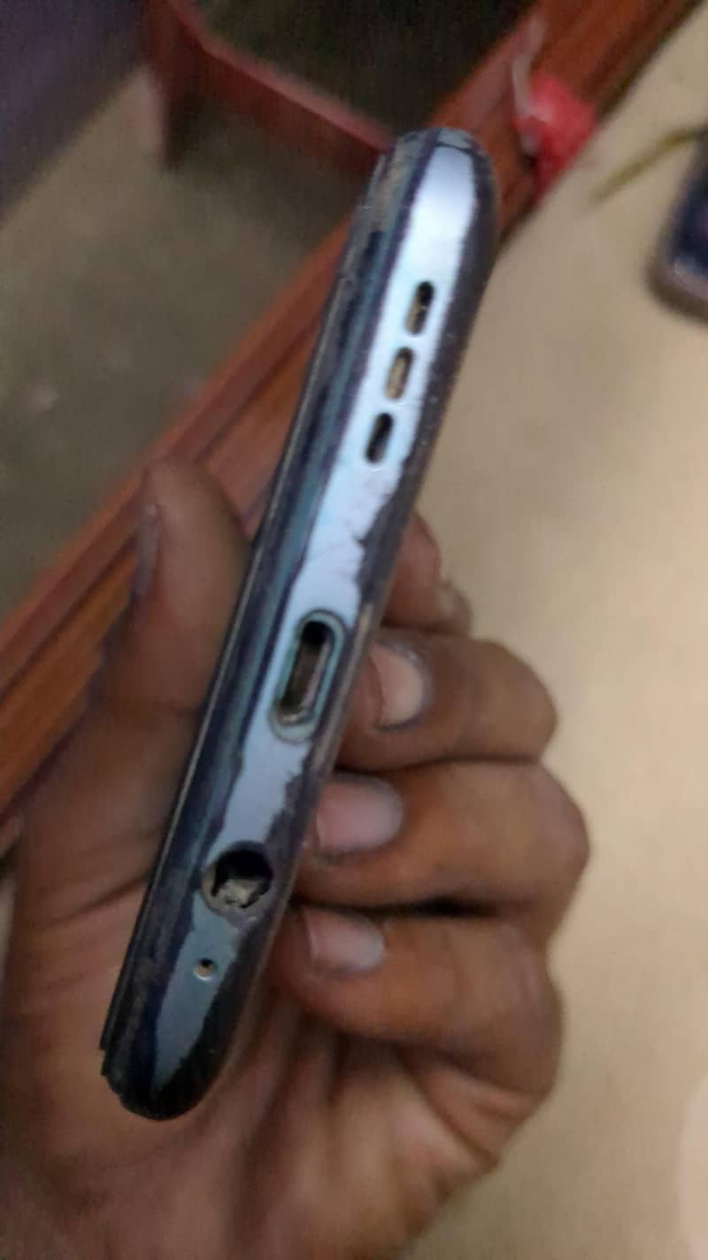 Tecno camon 17 5