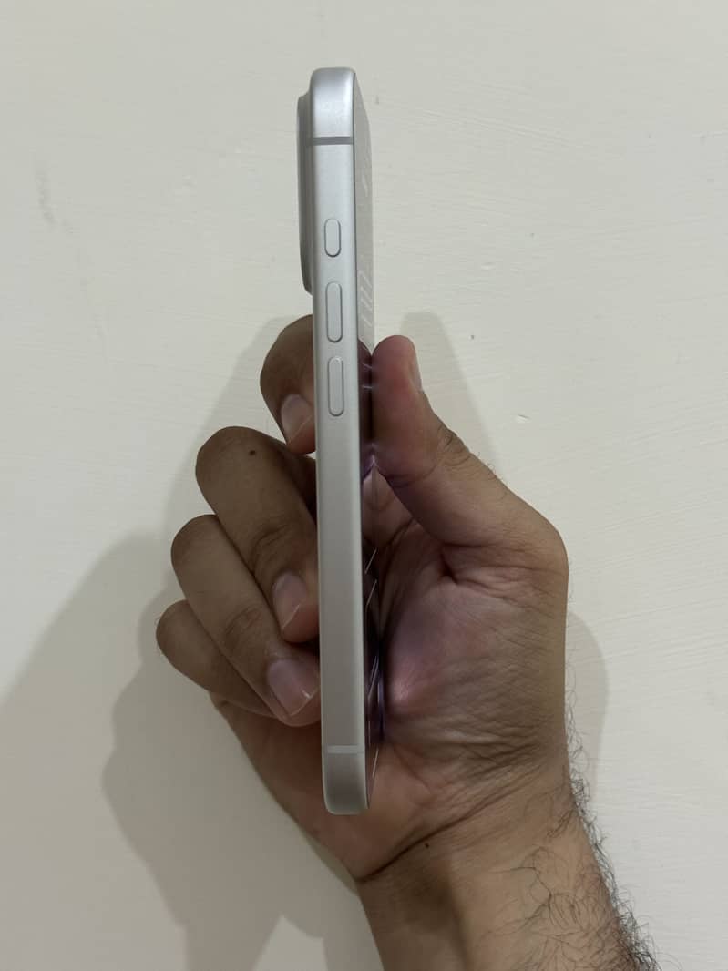 Apple iPhone 17 Pro 3