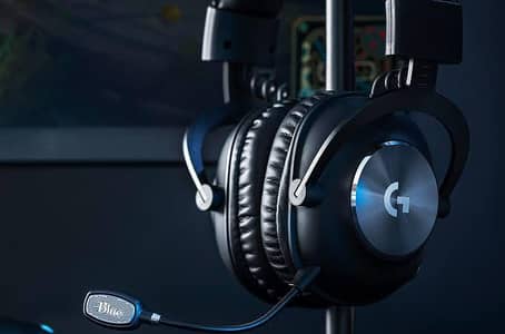 logitech g pro x gaming headset with blue voice technology