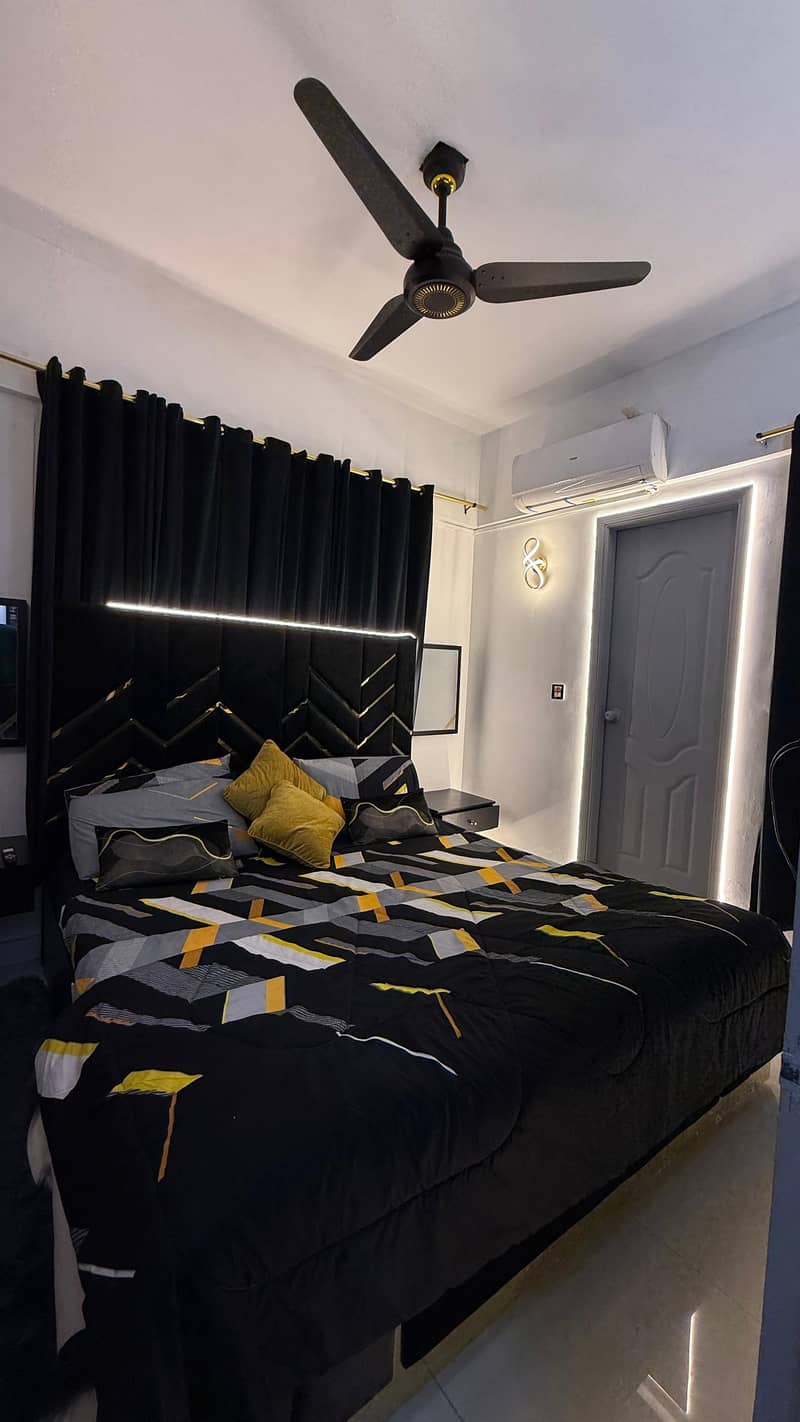 King size bed 2