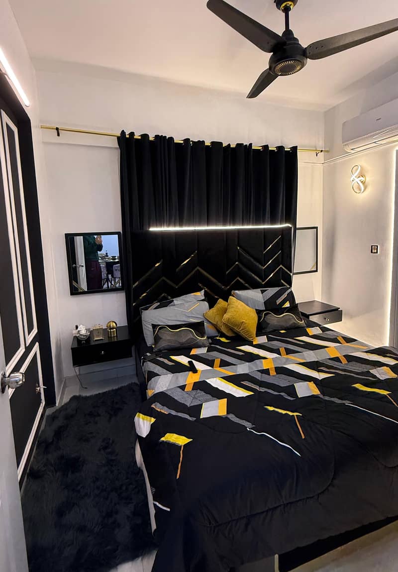 King size bed 5