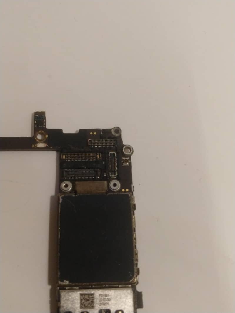 Apple iPhone 6S 5