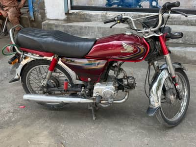 CD 70(14-15 model ) 1st owner bike