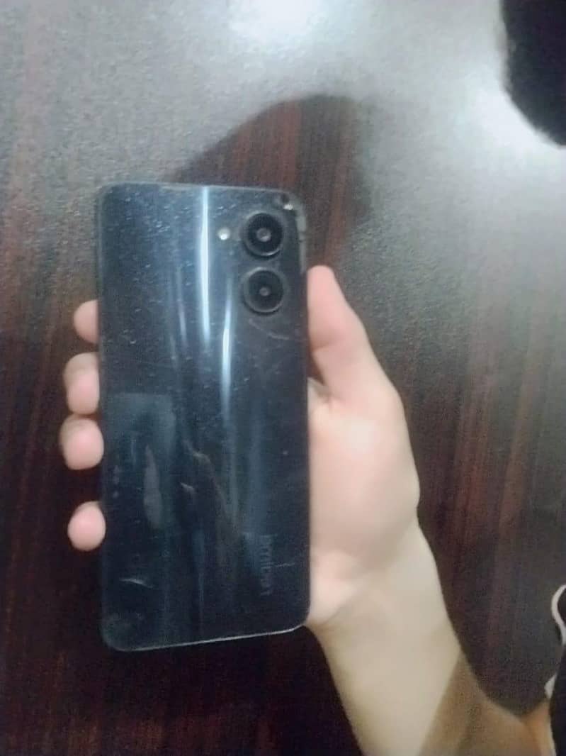 Realme C33 1